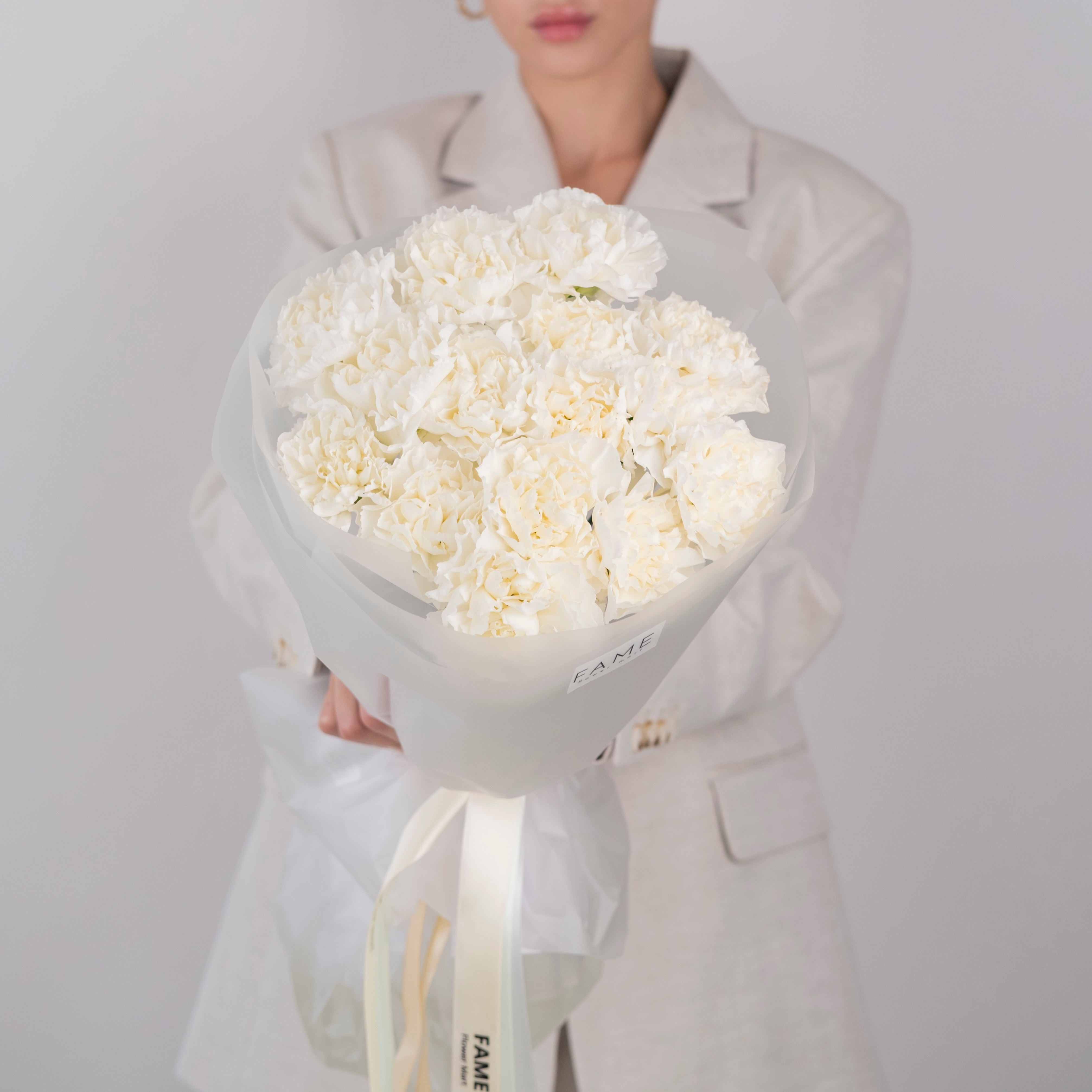 картинка Букет из 15 белых диантусов от магазина 