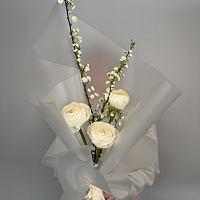 Ваза с ранункулюсами