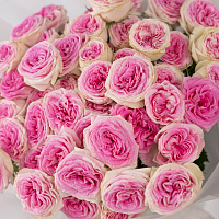 Букет из 11 розовых  кустовых роз